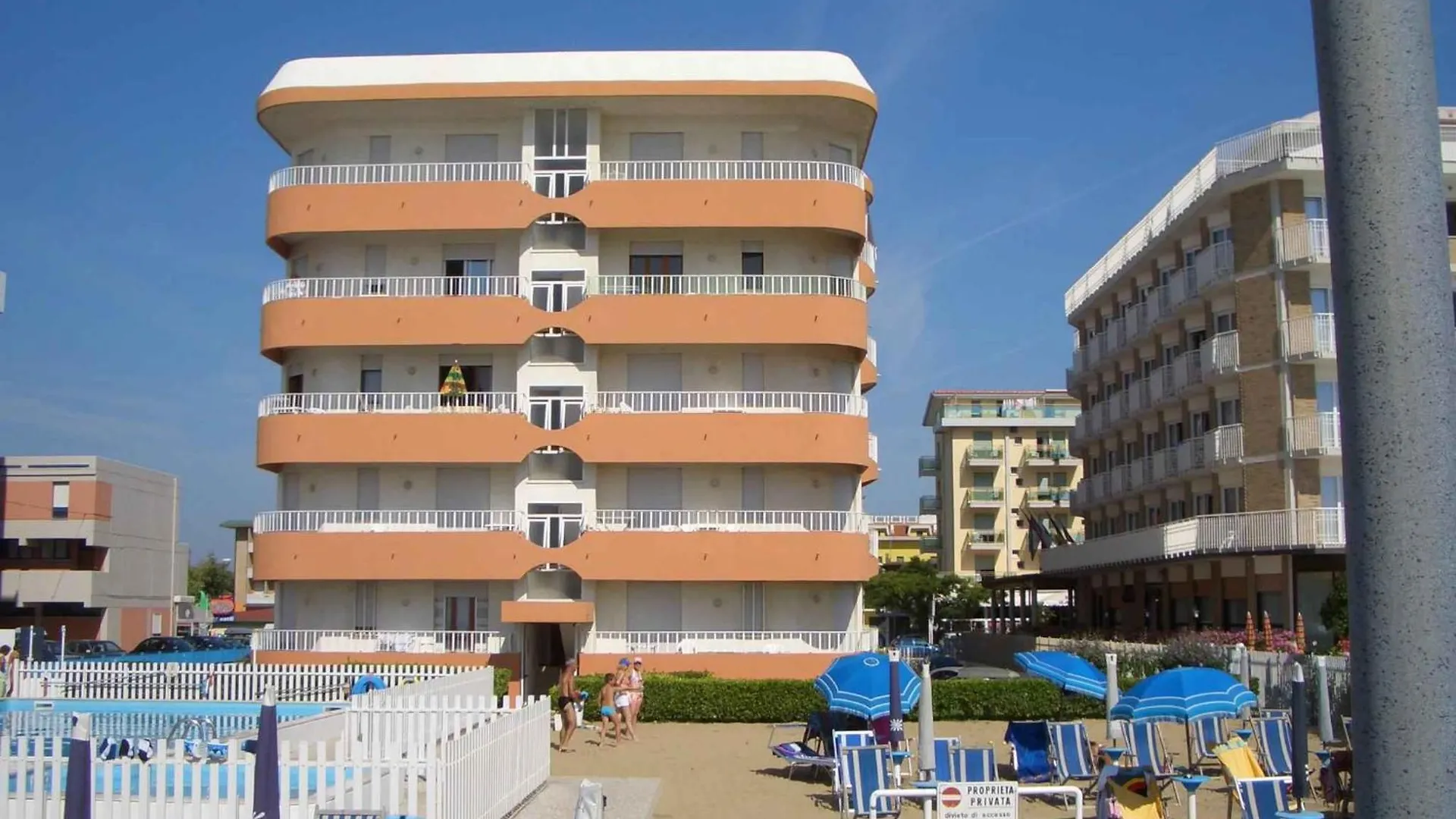 Apartment In Lido Di Jesolo 50787